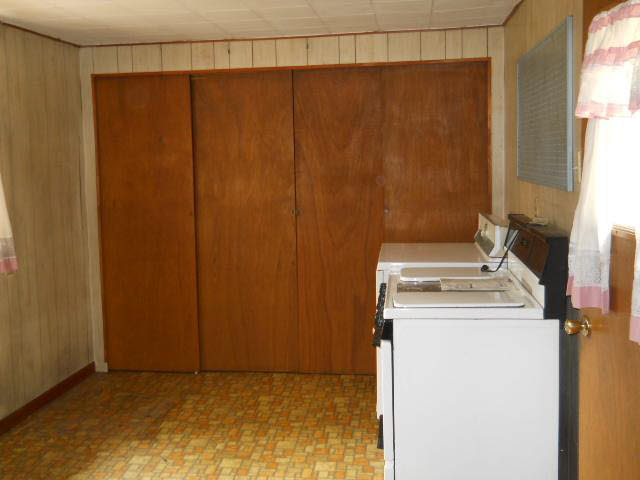 555 North Flint Road Angola, IN 46703 - Photo 6 of 9 Gallery Image 6