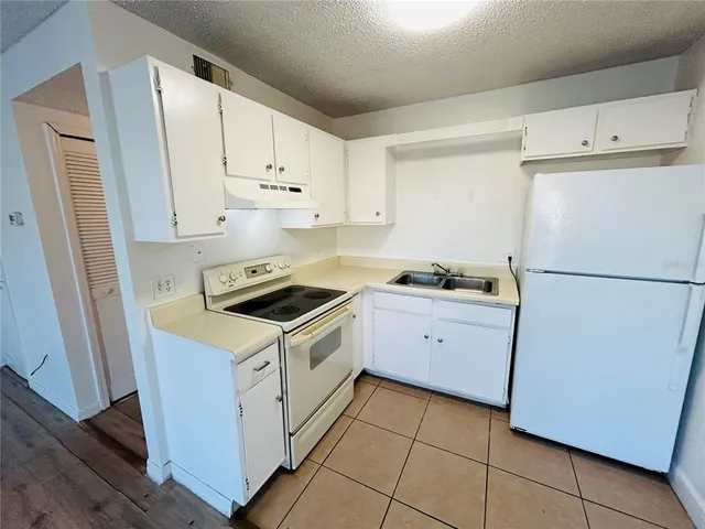 $995 | 1290 9th Street, Unit 501, Daytona Beach, FL 32117