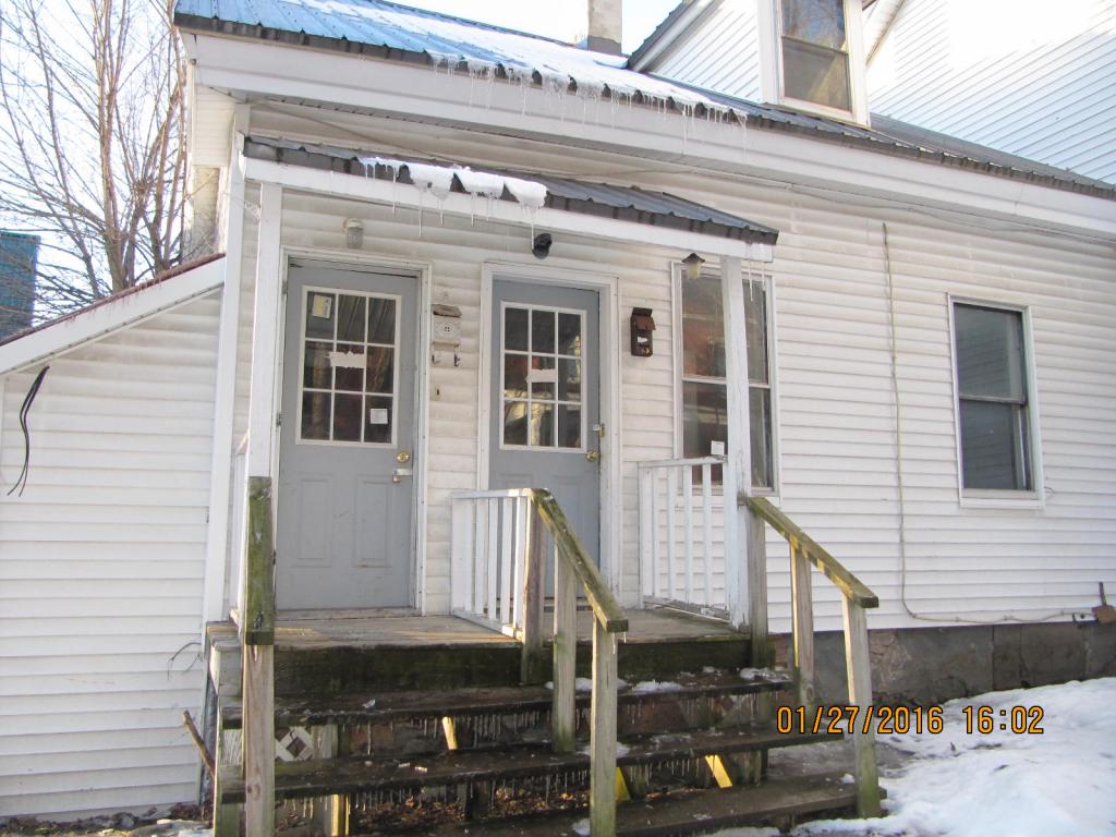62 Fairfield Street St. Albans, VT 05478 - Photo 11 of 13