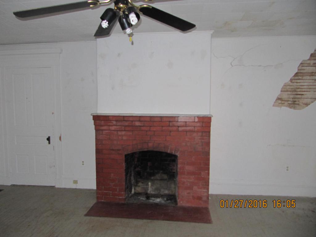 62 Fairfield Street St. Albans, VT 05478 - Photo 3 of 13