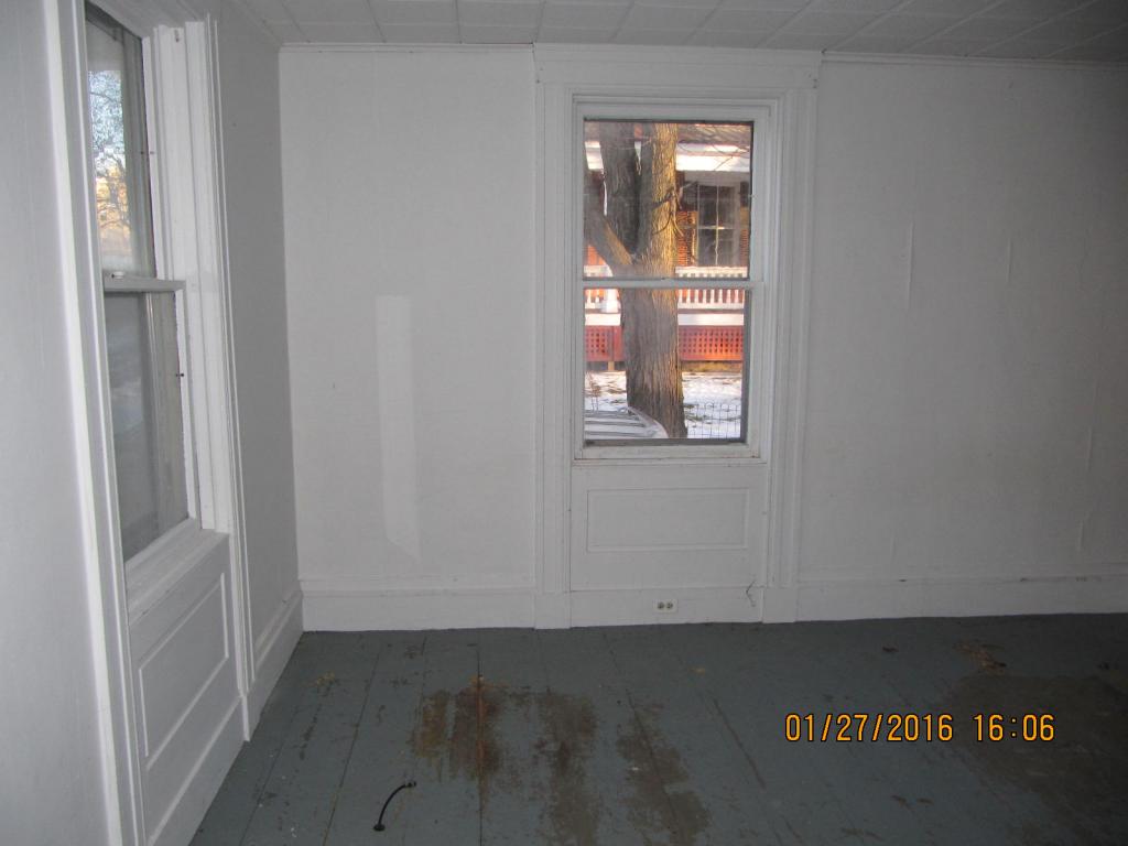62 Fairfield Street St. Albans, VT 05478 - Photo 6 of 13