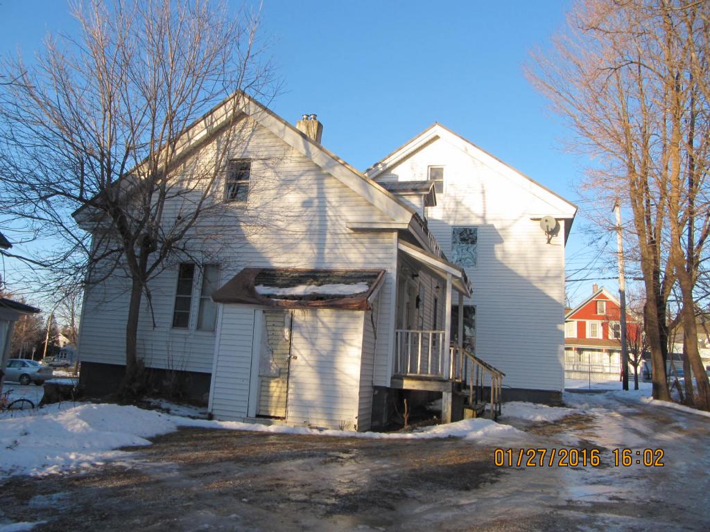 62 Fairfield Street St. Albans, VT 05478 - Photo 10 of 13