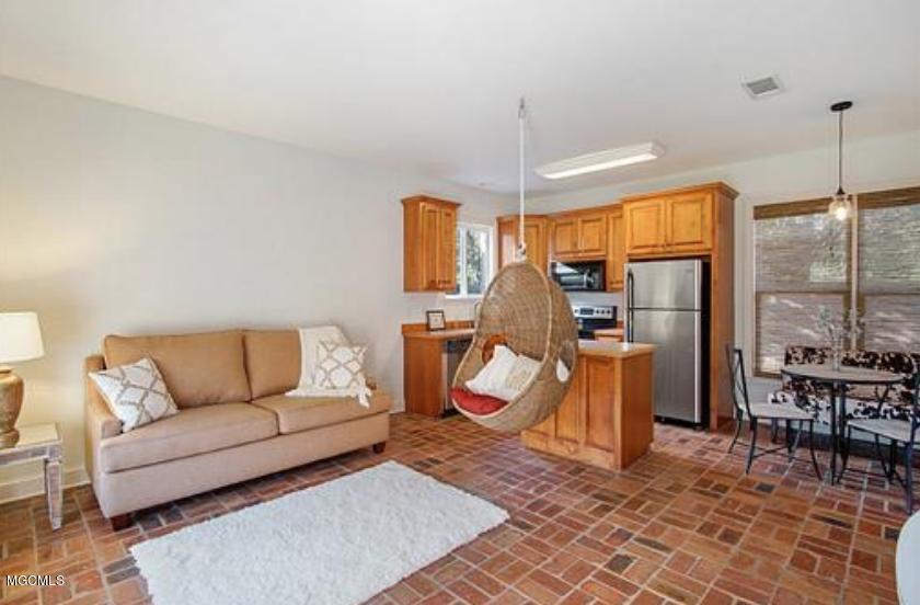 3602 Perryman Road Ocean Springs, MS 39564 - Photo 11 of 11 Screen Shot 2018-03-26 at 11.38.43 PM