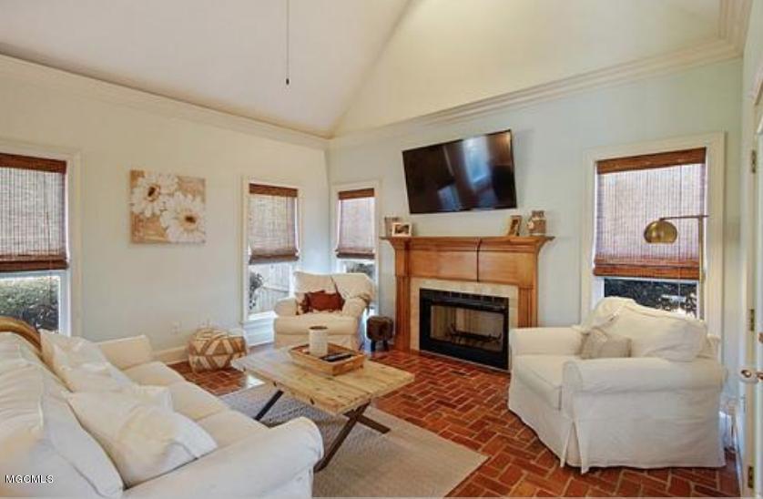 3602 Perryman Road Ocean Springs, MS 39564 - Photo 4 of 11 Screen Shot 2018-03-26 at 11.36.01 PM