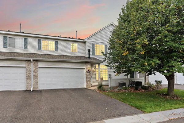 $267,900 | 18034 69th Place North, Maple Grove, MN 55311
