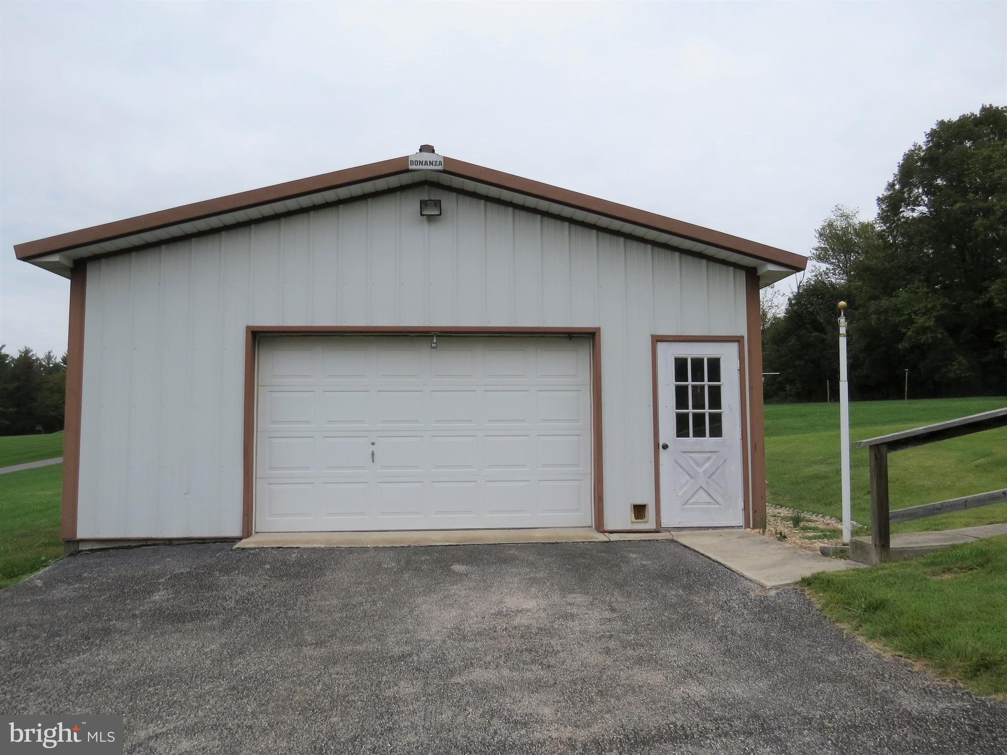 320 Ulricktown Road Littlestown, PA 17340 - Photo 2 of 52 24x40 DETACH POLE BLDG/GARAGE