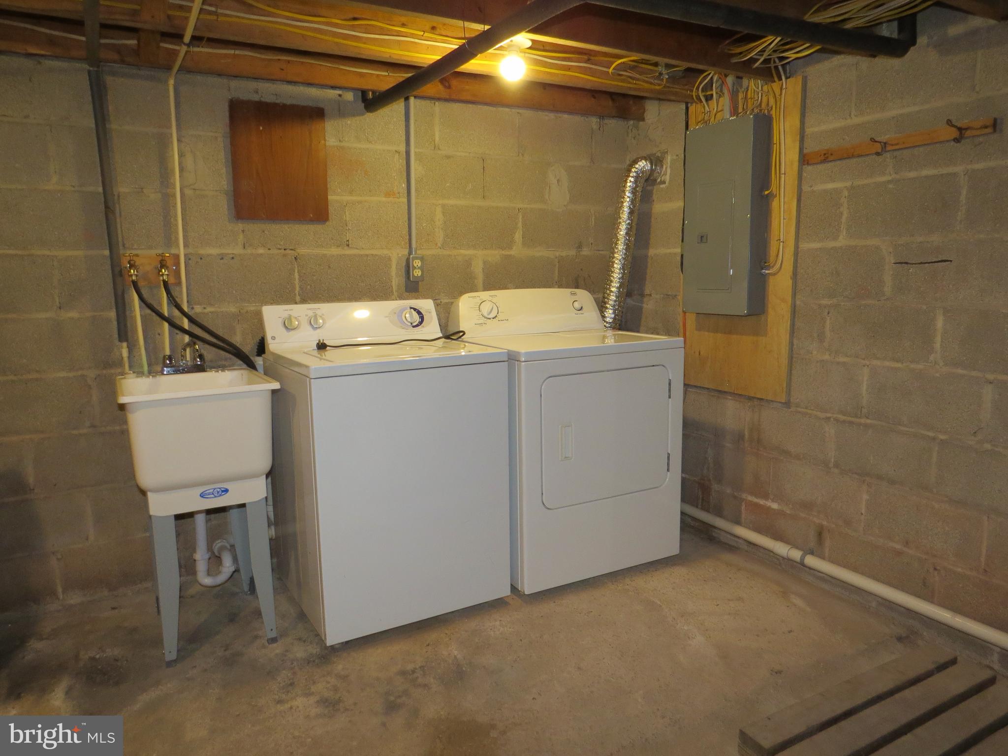 320 Ulricktown Road Littlestown, PA 17340 - Photo 31 of 52 LAUNDRY