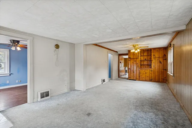 a view of empty room