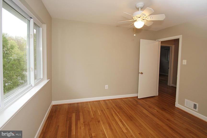 10703 Glenwild Road Silver Spring, MD 20901 - Photo 13 of 26 Bedroom