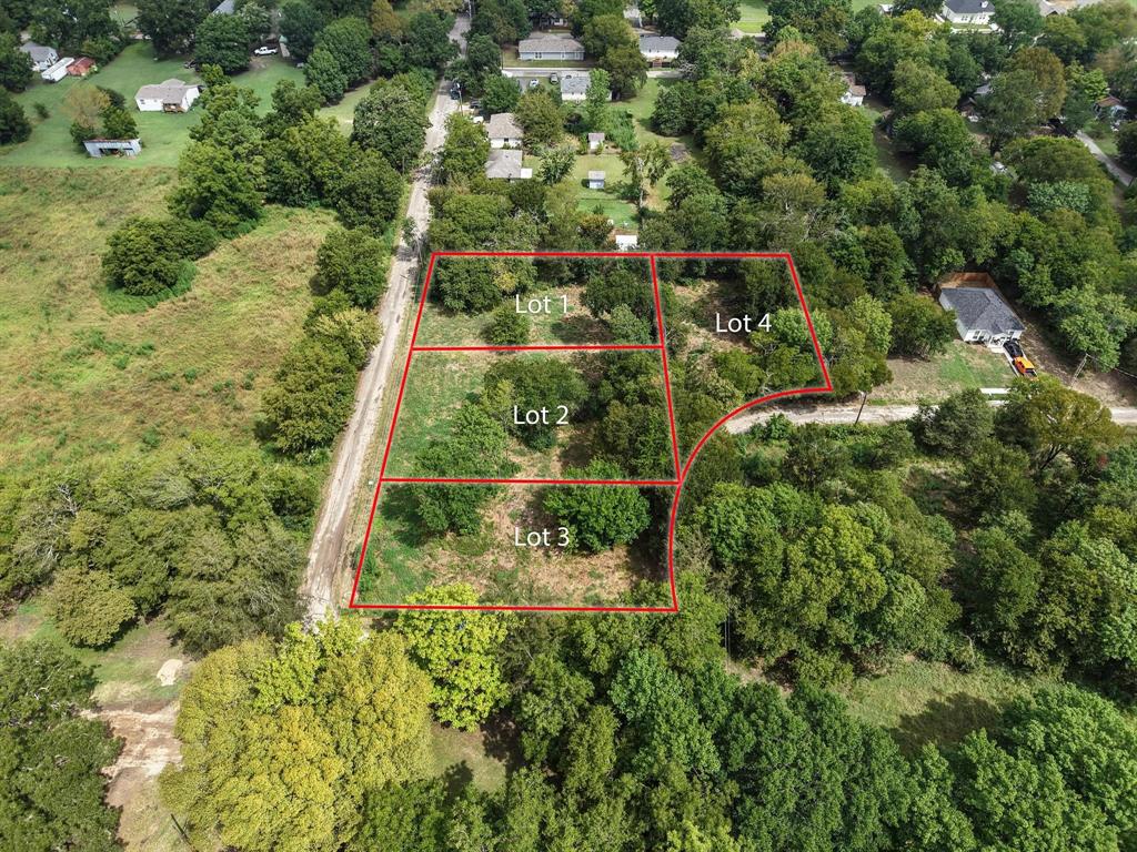 3 Smith Street Bonham, TX 75418 - Photo 5 of 12 a view of a garden