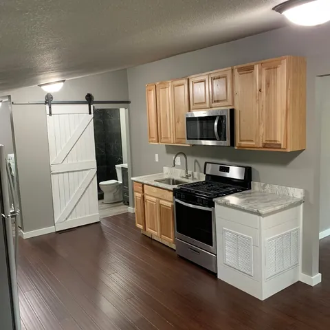 $1,800 | 4362 Green Gables Road, Brainerd, MN 56401