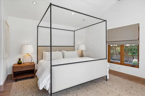 $1,995,000 | 5703 Indian Circle, Houston, TX 77057