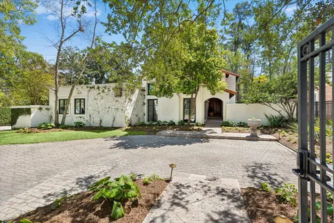 $1,995,000 | 5703 Indian Circle, Houston, TX 77057