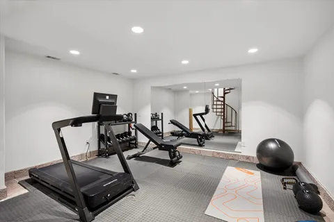 $1,995,000 | 5703 Indian Circle, Houston, TX 77057