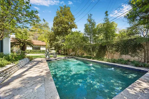 $1,995,000 | 5703 Indian Circle, Houston, TX 77057