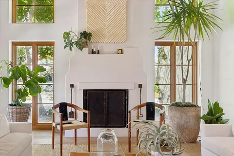 $1,995,000 | 5703 Indian Circle, Houston, TX 77057