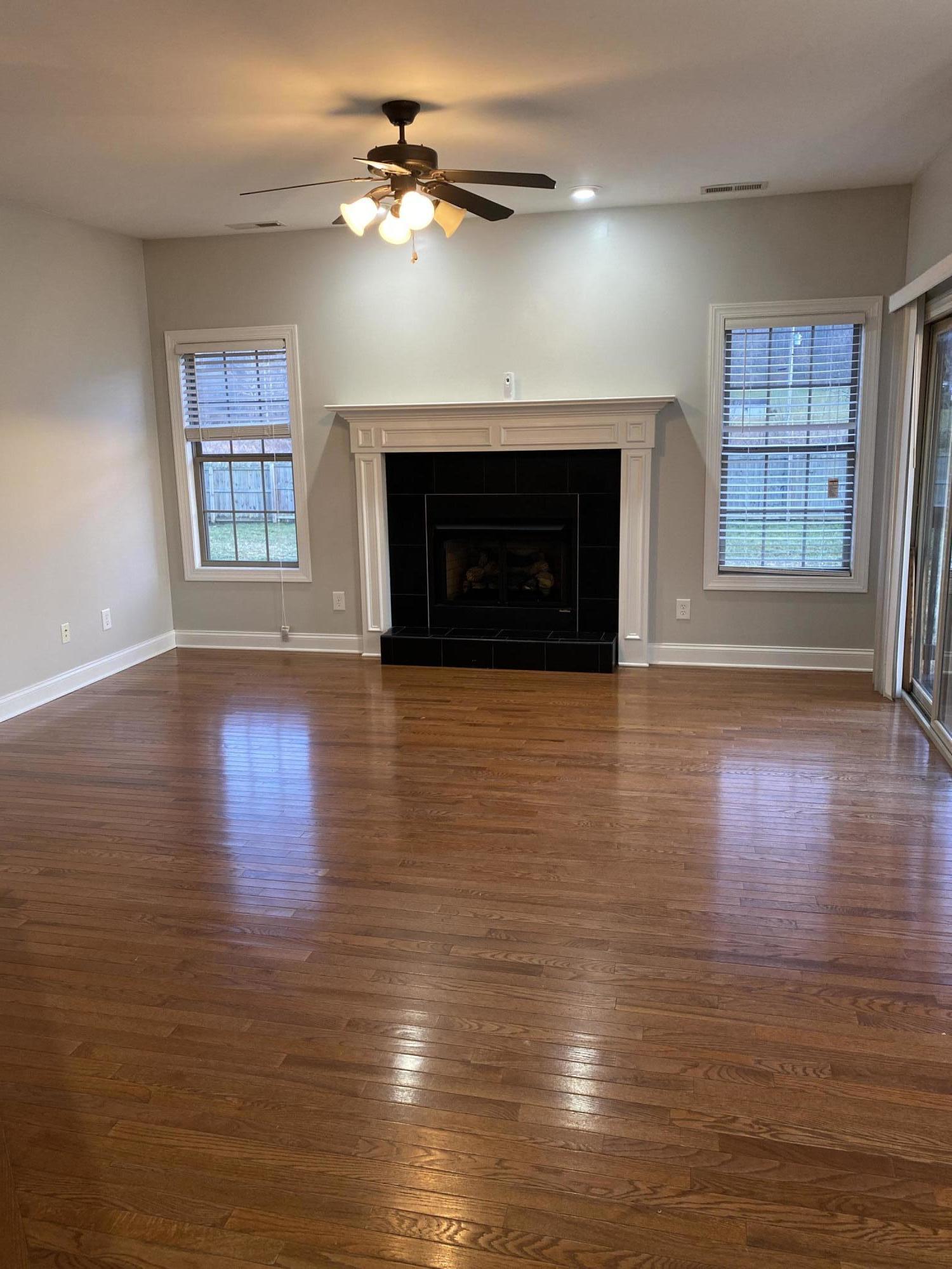 284 Price Road Elizabethton, TN 37643 - Photo 3 of 31 image