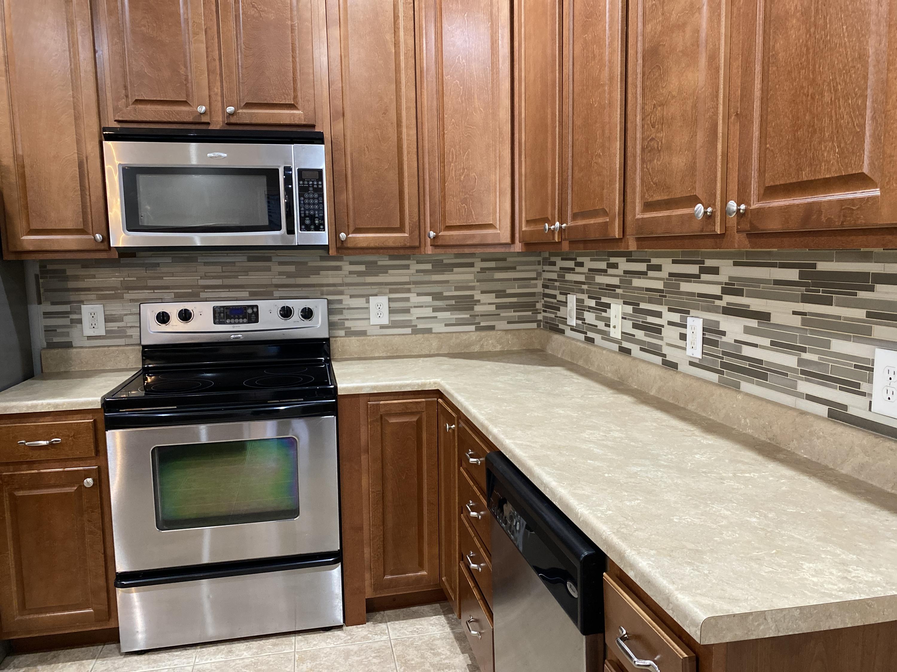 284 Price Road Elizabethton, TN 37643 - Photo 8 of 31 image