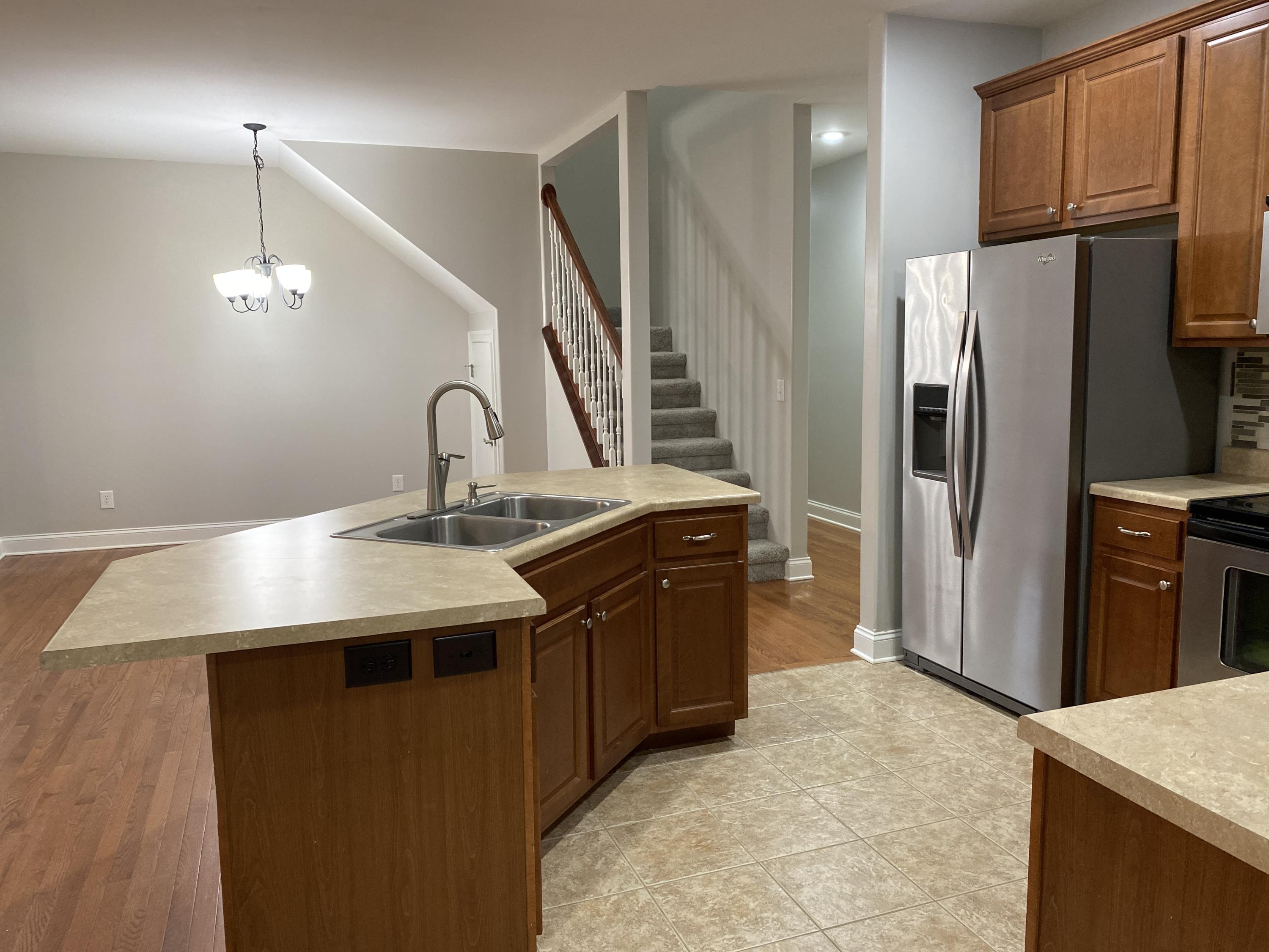 284 Price Road Elizabethton, TN 37643 - Photo 9 of 31 image