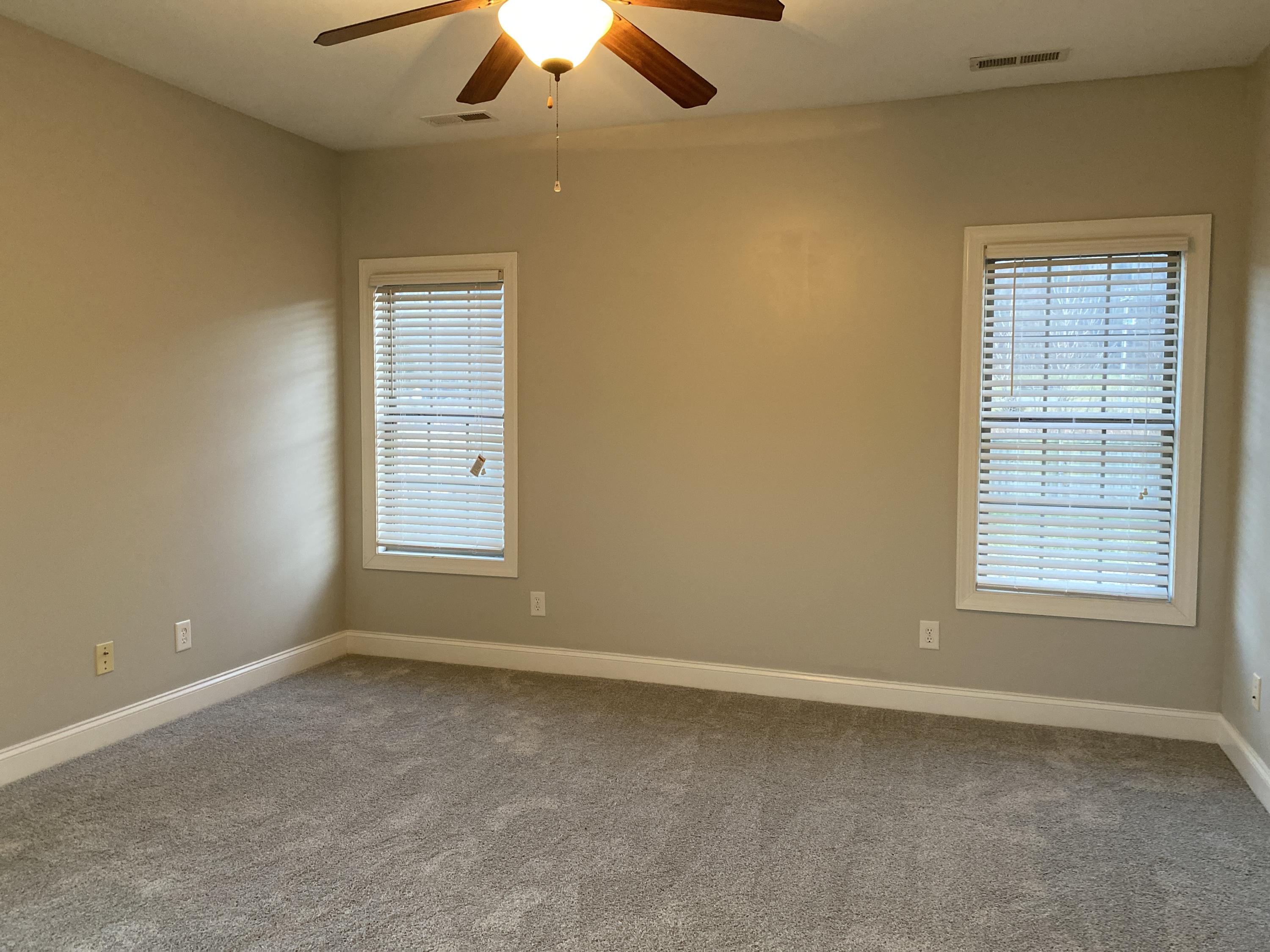 284 Price Road Elizabethton, TN 37643 - Photo 10 of 31 image