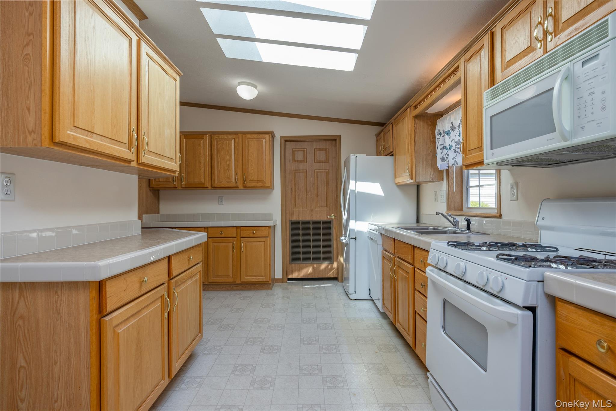 39 Cedar Flats Road Stony Point, NY 10980 - Photo 14 of 27