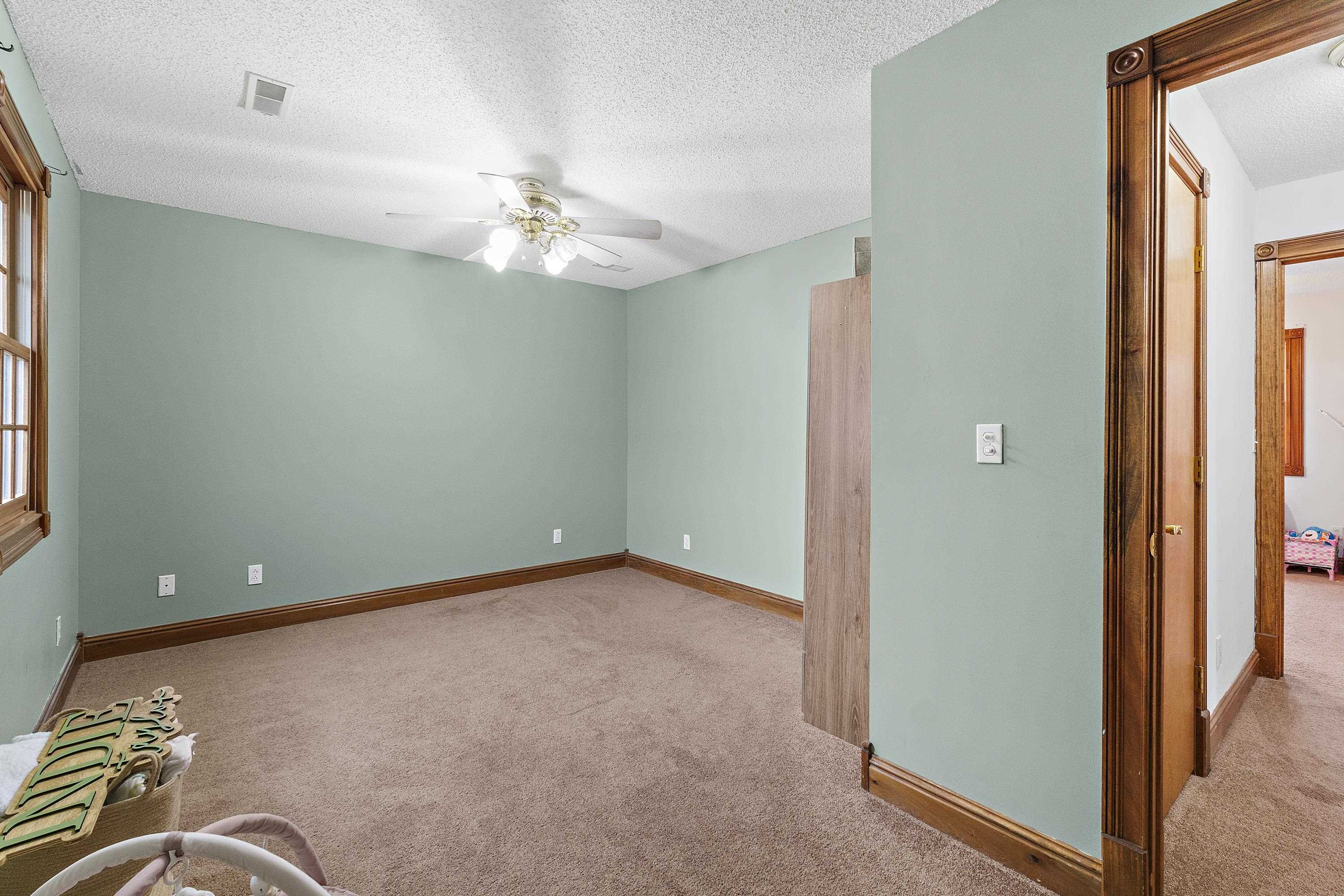 82 Woodcrest Road Grayson, KY 41143 - Photo 33 of 44