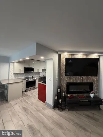 $620,000 | 8340 Greensboro Drive, Unit 1007, McLean, VA 22102