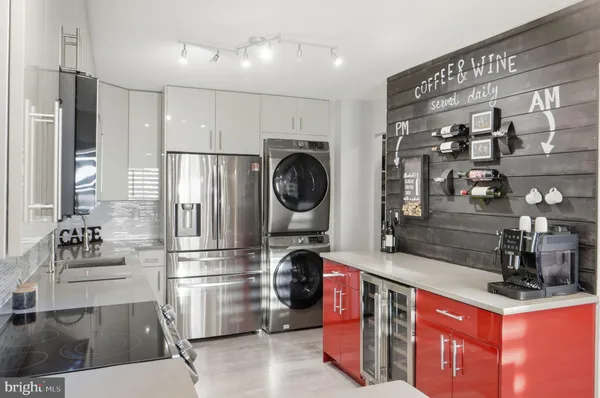 $635,000 | 8340 Greensboro Drive, Unit 1007, McLean, VA 22102