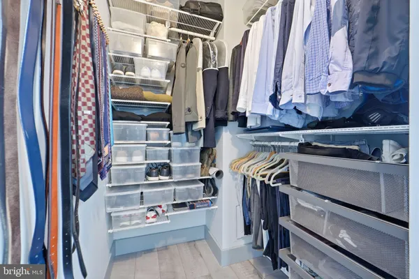 $635,000 | 8340 Greensboro Drive, Unit 1007, McLean, VA 22102