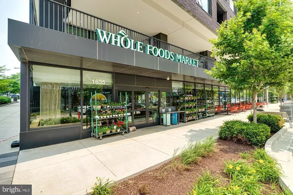 $635,000 | 8340 Greensboro Drive, Unit 1007, McLean, VA 22102