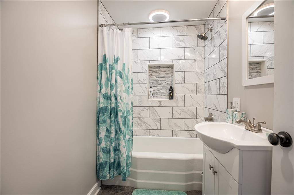 1115 Rutledge Road Greenville, PA 16125 - Photo 17 of 24 Gallery Image 17