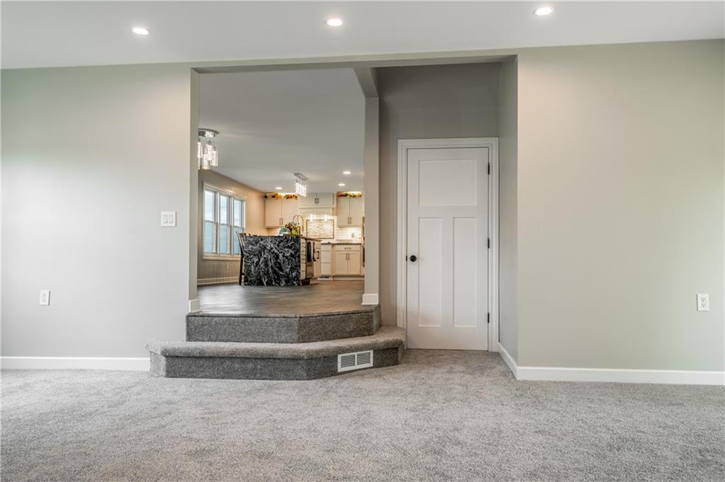 1115 Rutledge Road Greenville, PA 16125 - Photo 5 of 24 Gallery Image 5