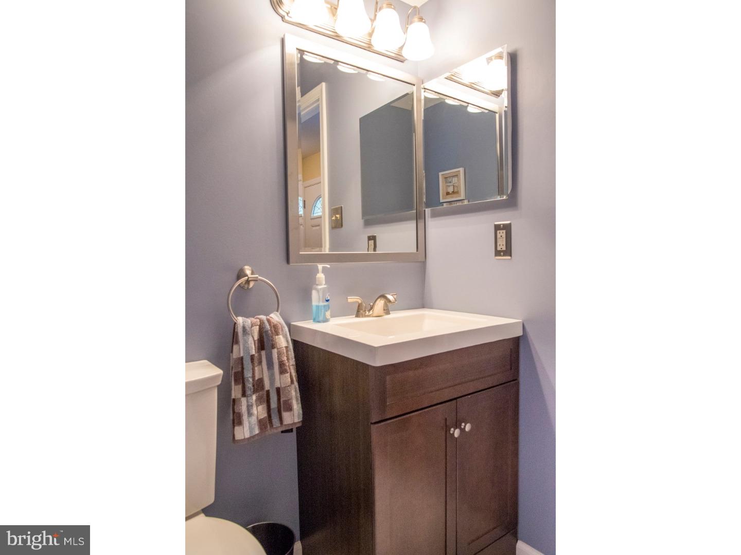 59 Farnwood Road Mount Laurel, NJ 08054 - Photo 19 of 23 Bathroom