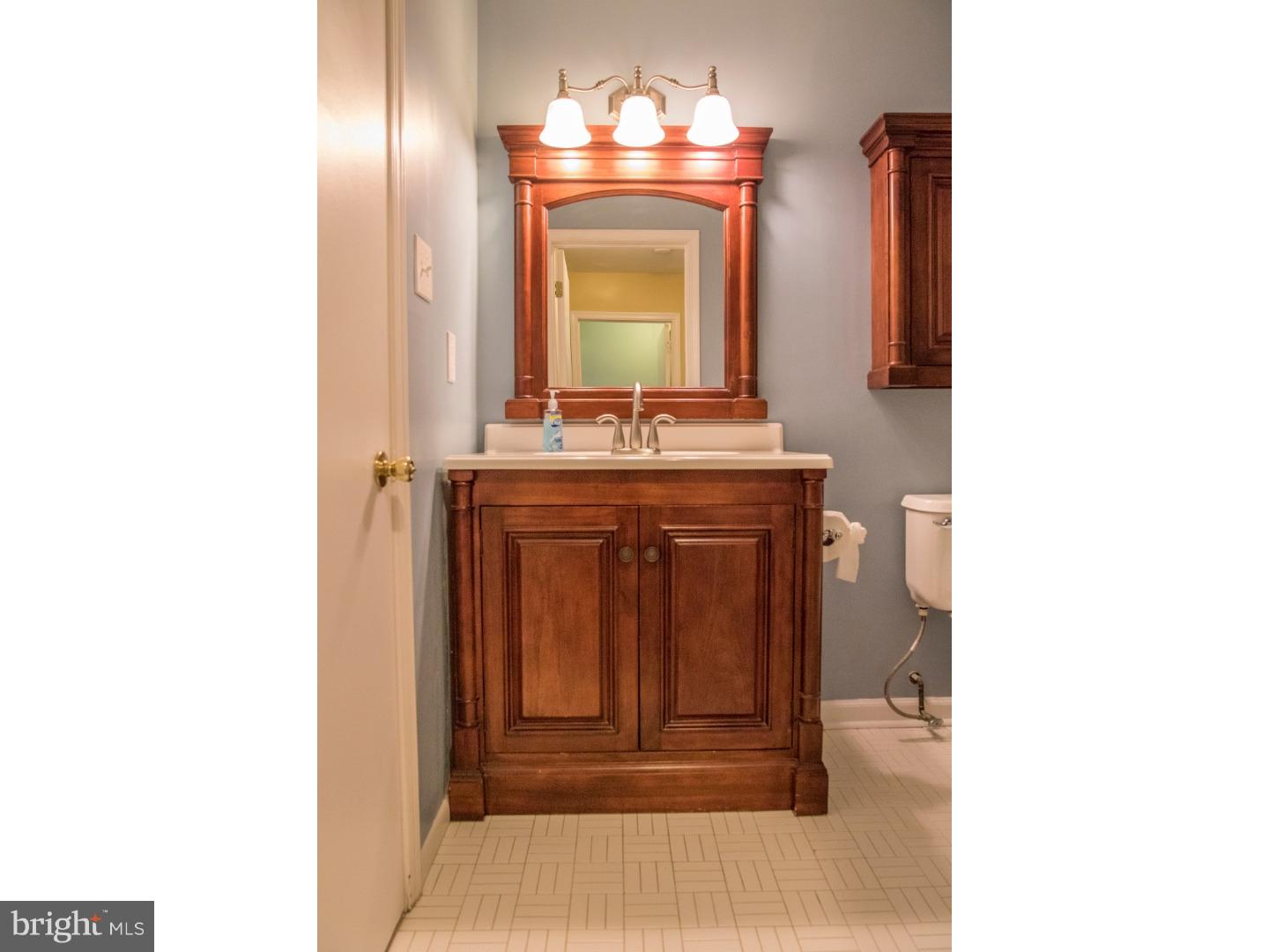 59 Farnwood Road Mount Laurel, NJ 08054 - Photo 20 of 23 Bathroom