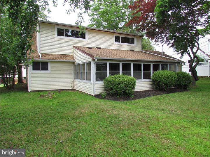 4 Hawk Road Levittown, PA 19056 - Photo 20 of 20 Back Yard