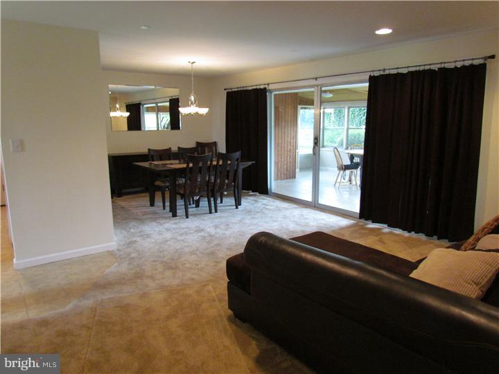 4 Hawk Road Levittown, PA 19056 - Photo 3 of 20 Living Room