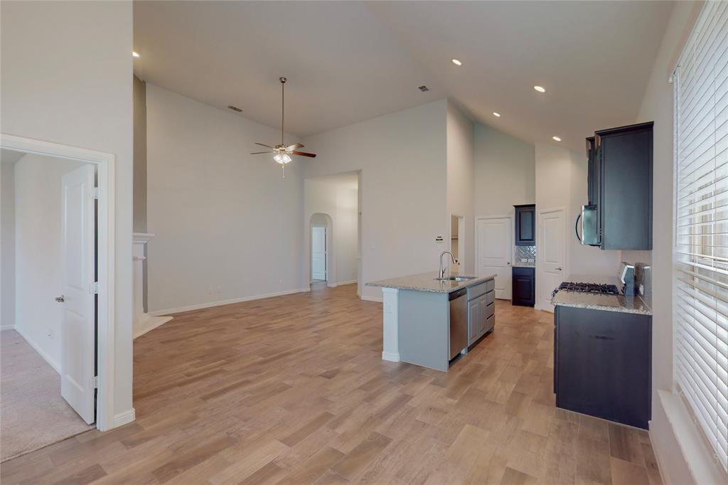 821 Falcon Road Argyle, TX 76226 - Photo 15 of 38 VIRTUAL STAGGED