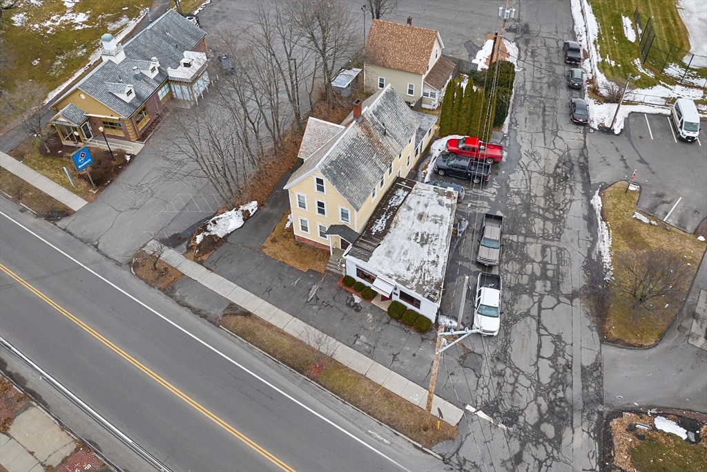 372 Federal Street Greenfield, MA 01301 - Photo 11 of 22