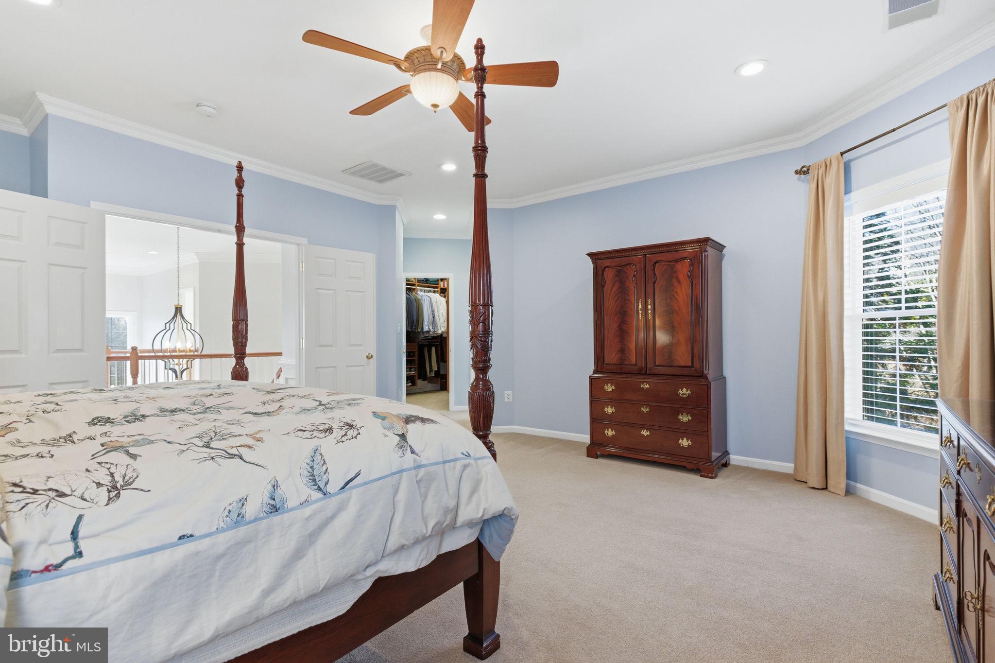22455 Pine Ridge Court Ashburn, VA 20148 - Photo 37 of 99 Primary Suite