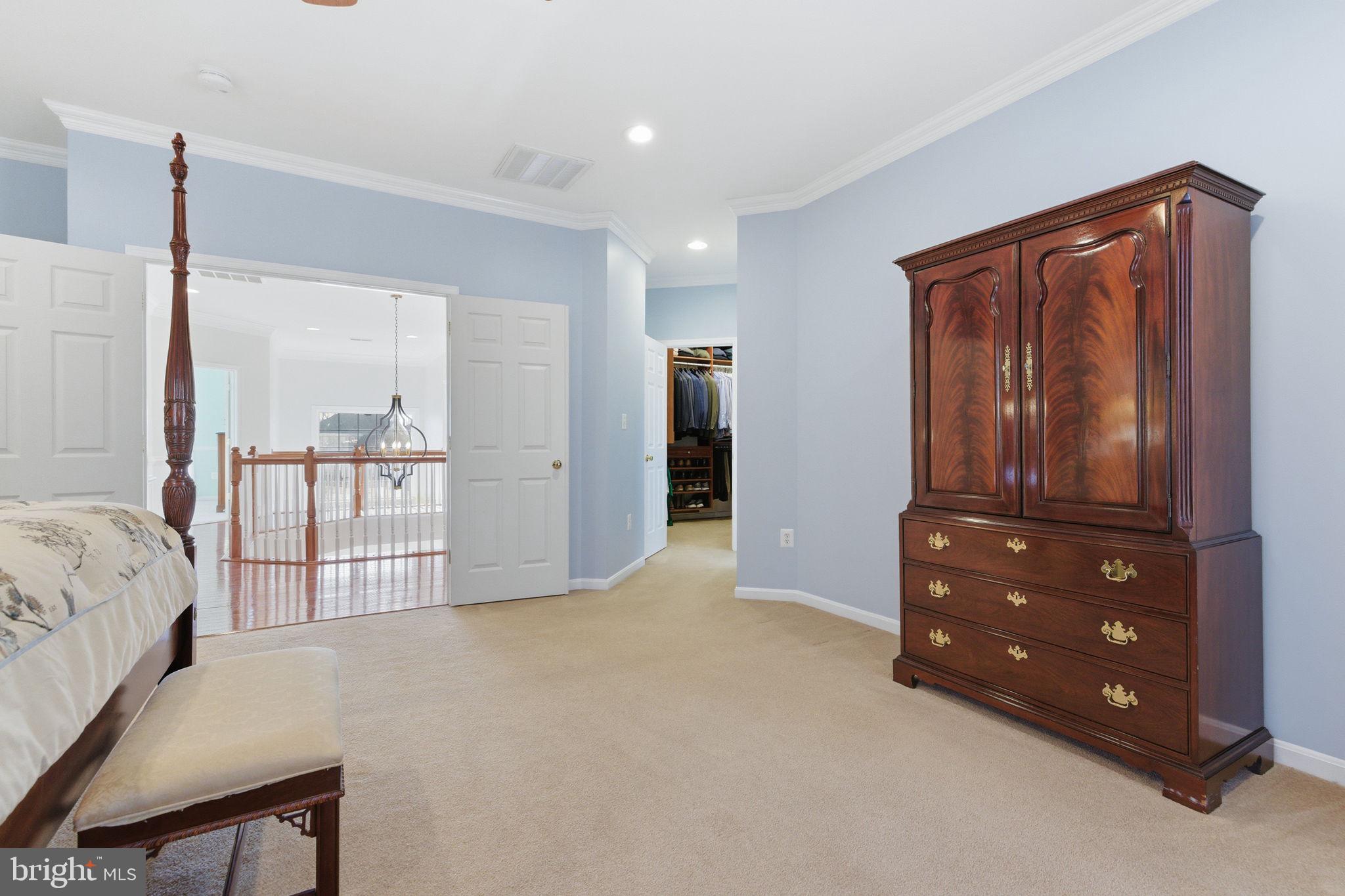 22455 Pine Ridge Court Ashburn, VA 20148 - Photo 38 of 99 Primary Suite