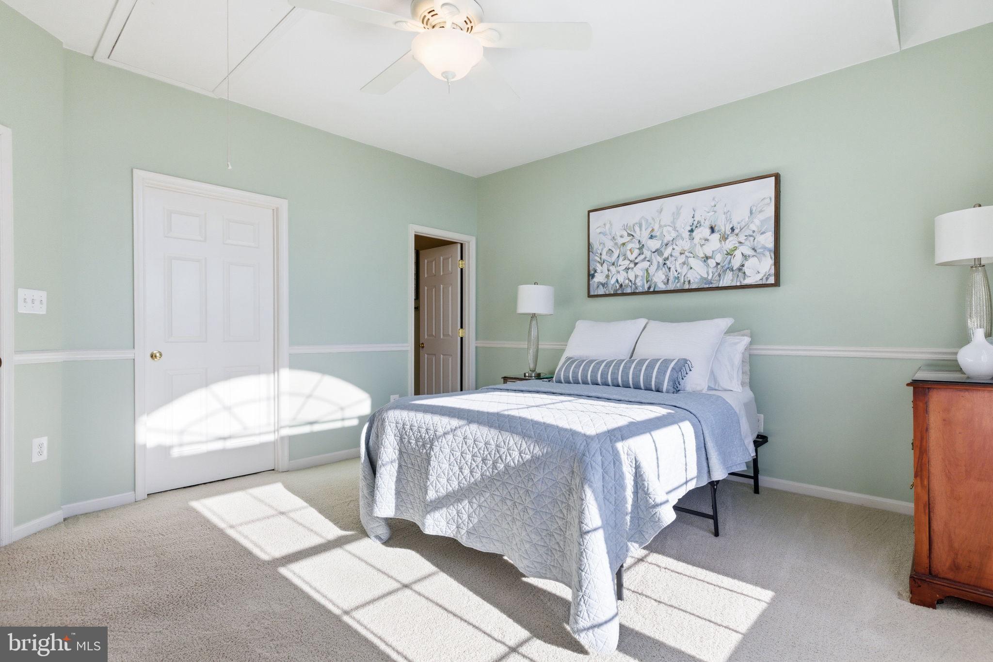 22455 Pine Ridge Court Ashburn, VA 20148 - Photo 46 of 99 Bedroom #2 with Walk in closet