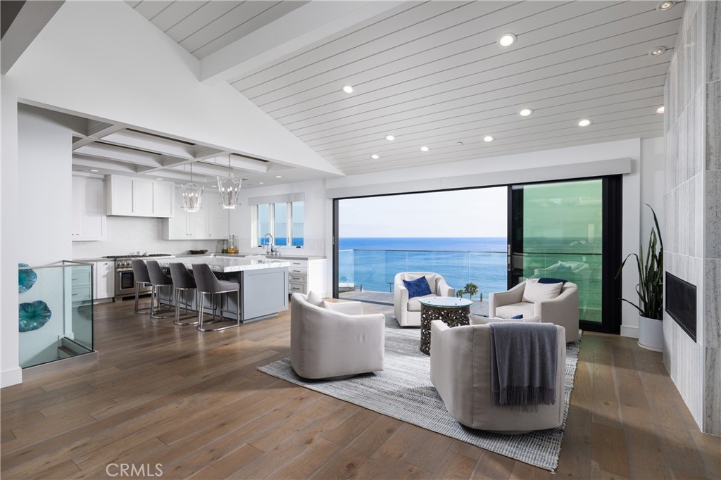 34811 Doheny Place Dana Point, CA 92624 - Photo 11 of 38