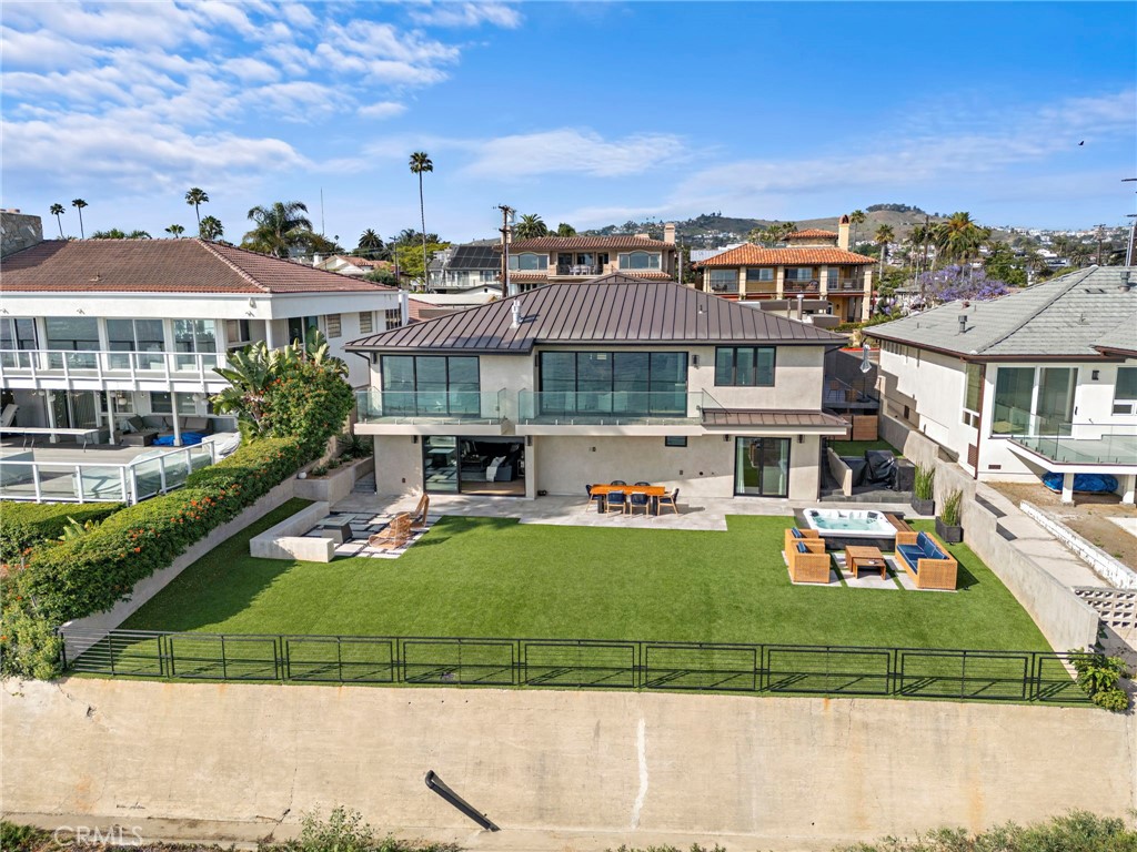 34811 Doheny Place Dana Point, CA 92624 - Photo 4 of 38