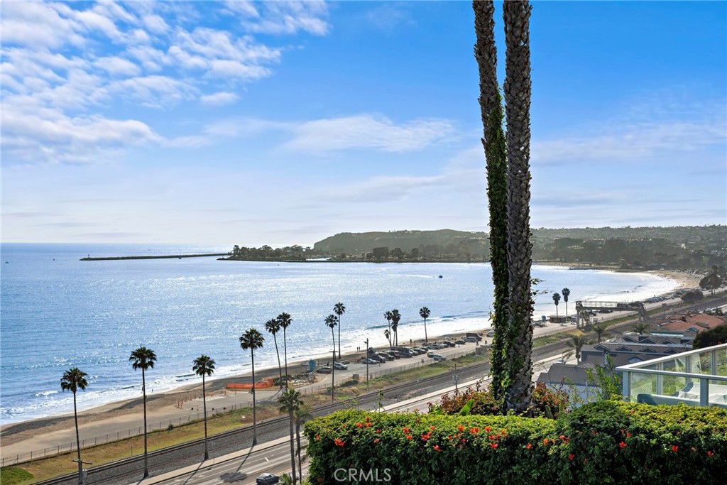 34811 Doheny Place Dana Point, CA 92624 - Photo 5 of 38