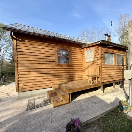 $169,900 | 3162 Northcutt Cove Road, Beersheba Springs, TN 37305