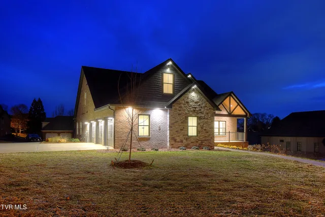 $974,900 | 3 Morning Glory Terrace, Johnson City, TN 37615