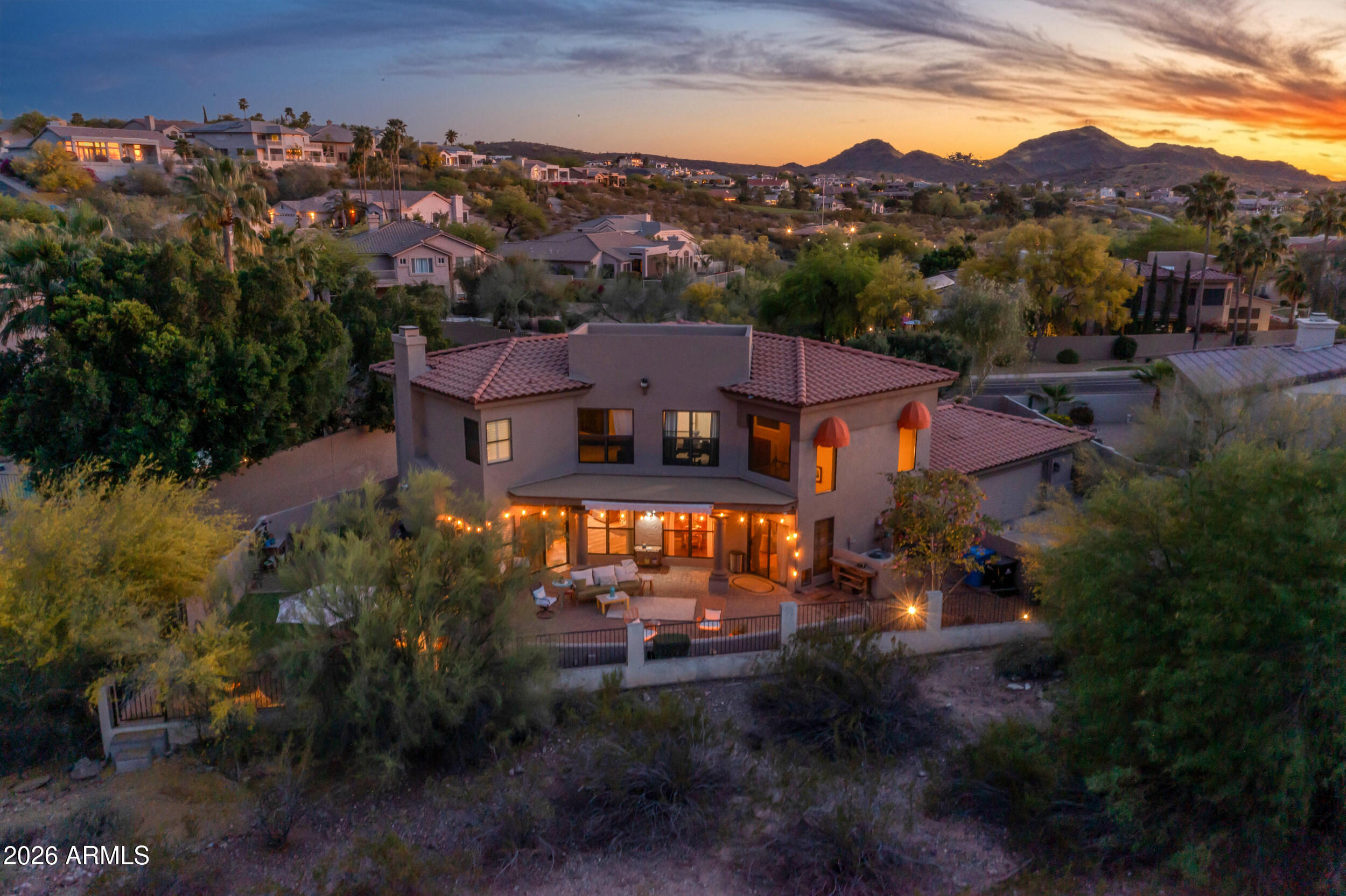 1539 East Winged Foot Road Phoenix, AZ 85022 - Photo 4 of 64 an aerial view of a house with a garden