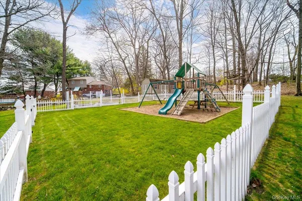 $575,000 | 157 Brewer Road, Newburgh, NY 12550