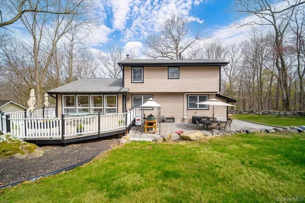 $575,000 | 157 Brewer Road, Newburgh, NY 12550