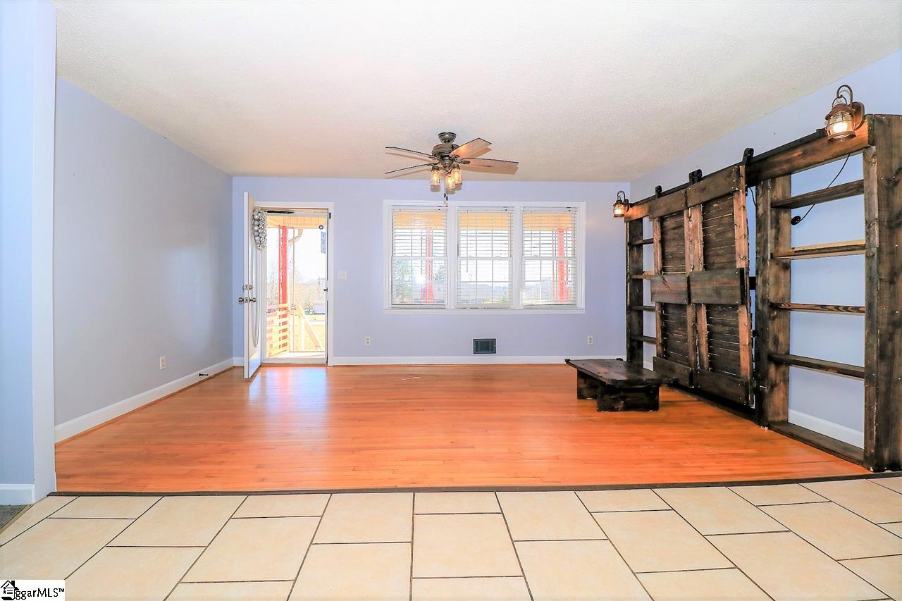 140 Skinner Road Inman, SC 29349 - Photo 4 of 16